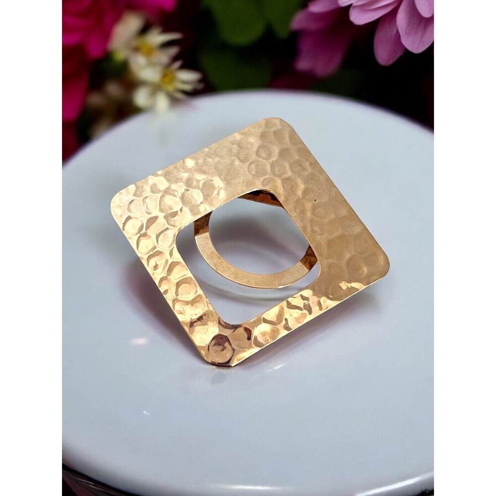 Vintage 1970s Scarf Clip Gold Tone Hammered Open Frame Scarf Ring - 13H